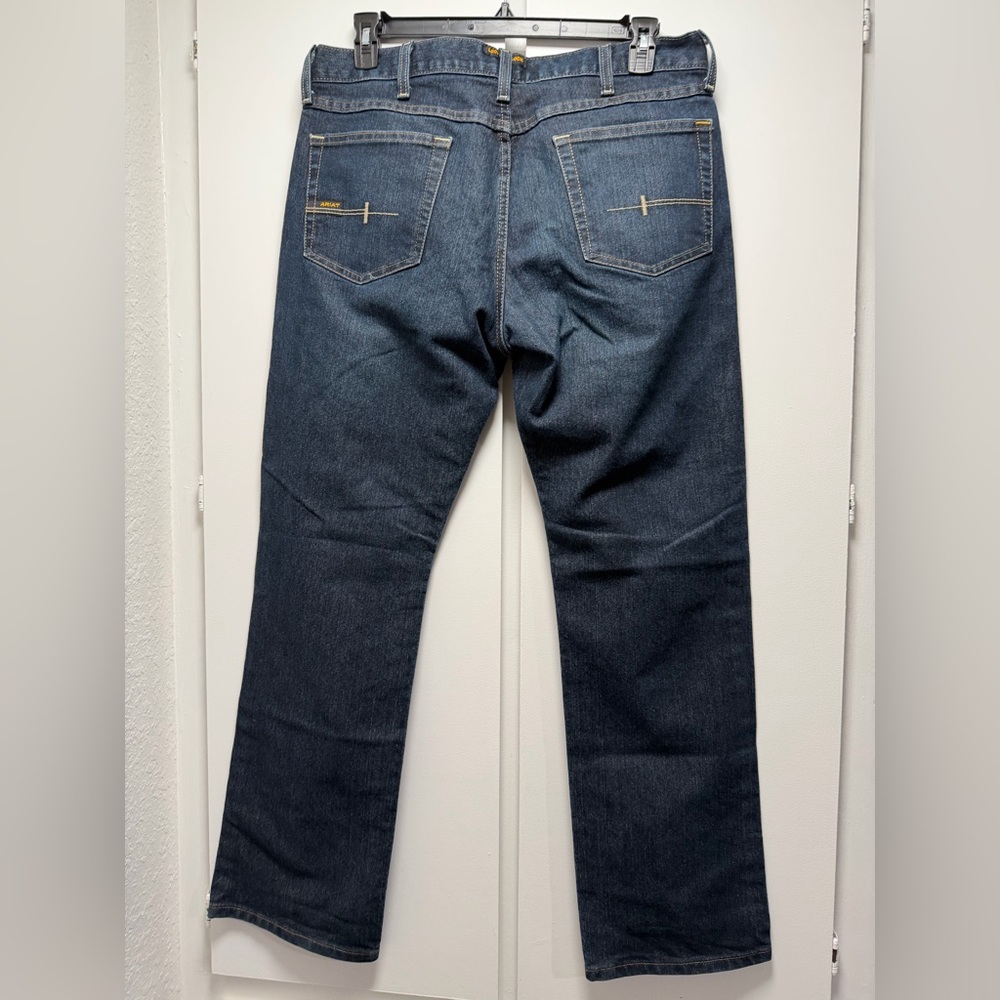 Ariat Men's Dark Blue Straight Jeans M5 - Picture 2 of 4